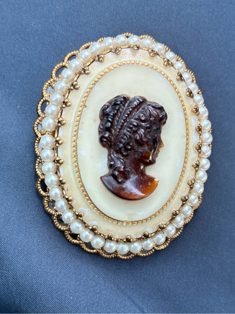 Vintage Germany Cameo Brooch with Pearl Trim and Root Beer glass